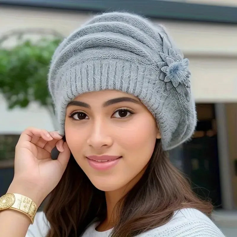 Chapeau Femme Hiver en Laine Tricotée – Béret Épais et Chaud avec Fleur, Automne-Hiver
